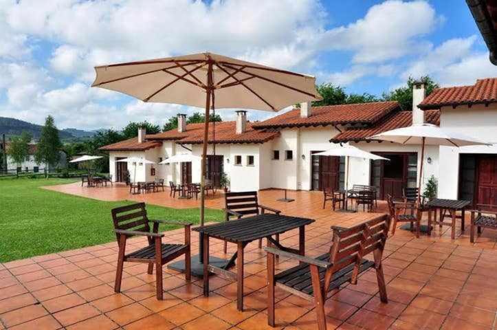 Apartamento Familiar Cercano A Playa De Rodiles 7 El Olivar  ภายนอก รูปภาพ