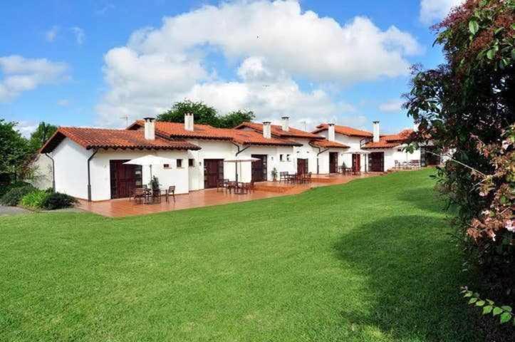 Apartamento Familiar Cercano A Playa De Rodiles 7 El Olivar  ภายนอก รูปภาพ