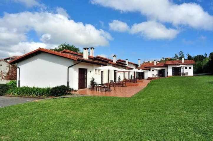 Apartamento Familiar Cercano A Playa De Rodiles 7 El Olivar  ภายนอก รูปภาพ
